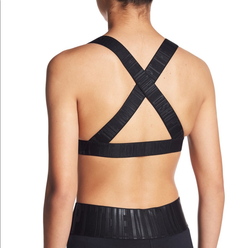 Lime and Vine - Harley Deep v-neck sports bra